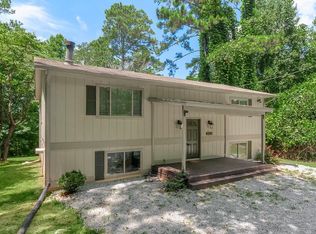 8725 Watkins Rd, Chattahoochee Hills, GA 30268