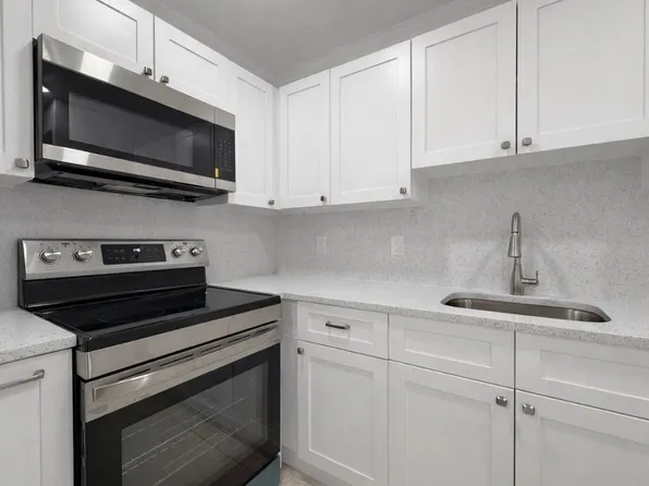 732 Neil Rd, West Palm Beach, FL 33415