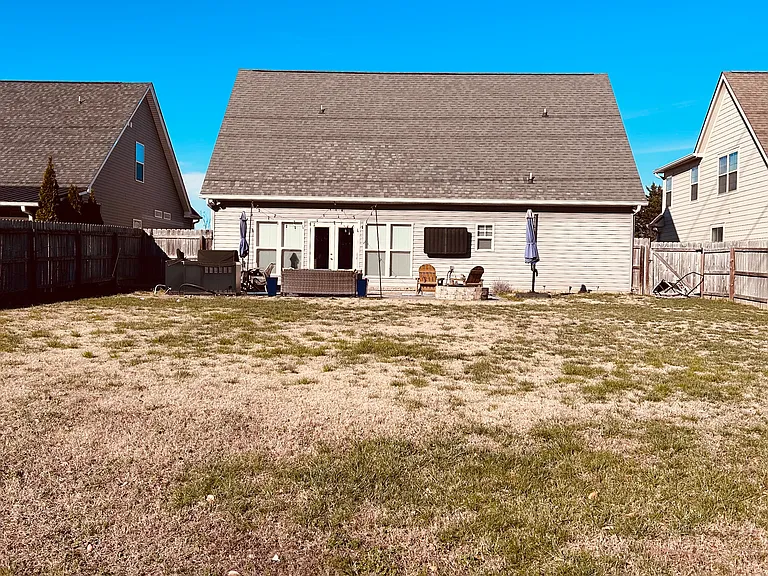 2566 Waterhaven Dr — Photo 30
