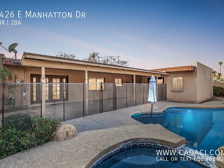 1426 E Manhatton Dr — Photo 8