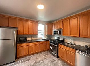 461 Lake St FLOOR 2, Brooklyn, NY 11223