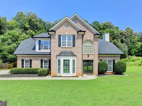 6336 Spring Lake Dr, Flowery Branch, GA 30542