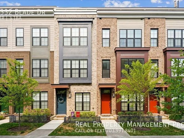 7332 Blade Dr, Falls Church, VA 22042