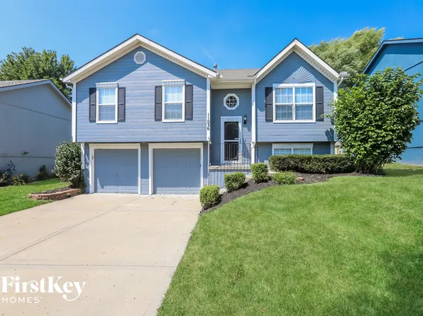 11036 N McKinley Ave, Kansas City, MO 64157