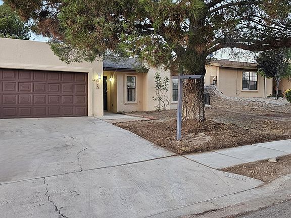 2nd image of 1041 Candeleras St