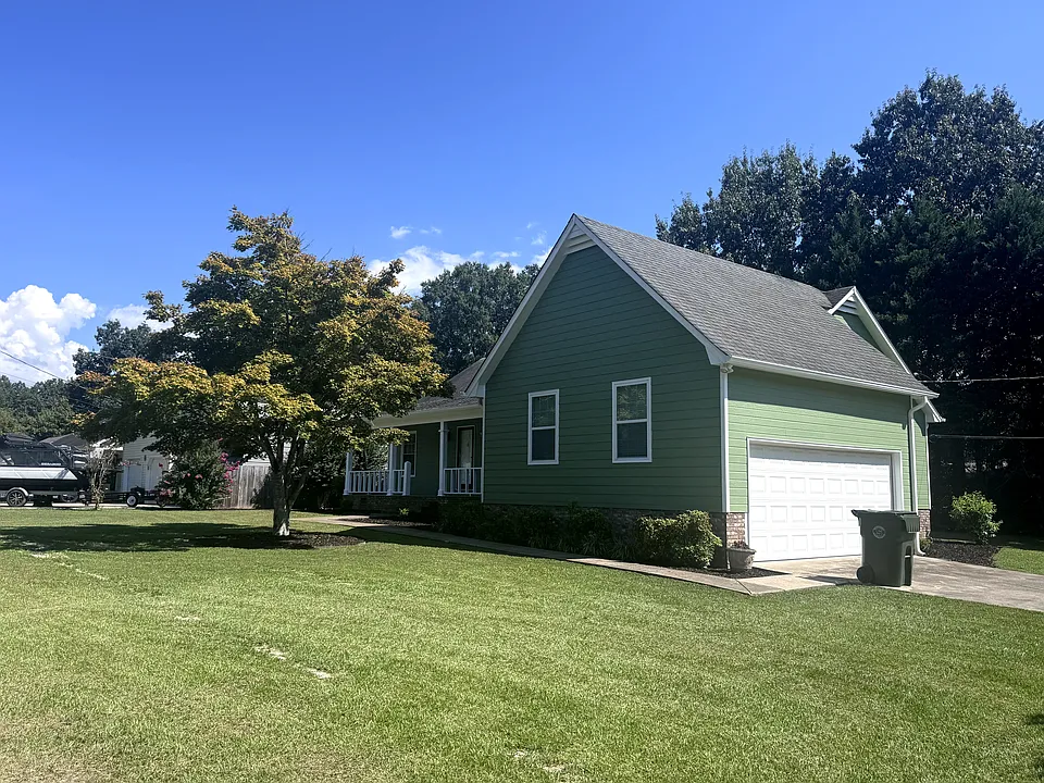 113 Chapel Ln