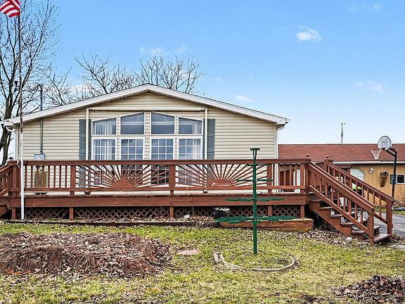 2nd image of 5456 Mangus Rd