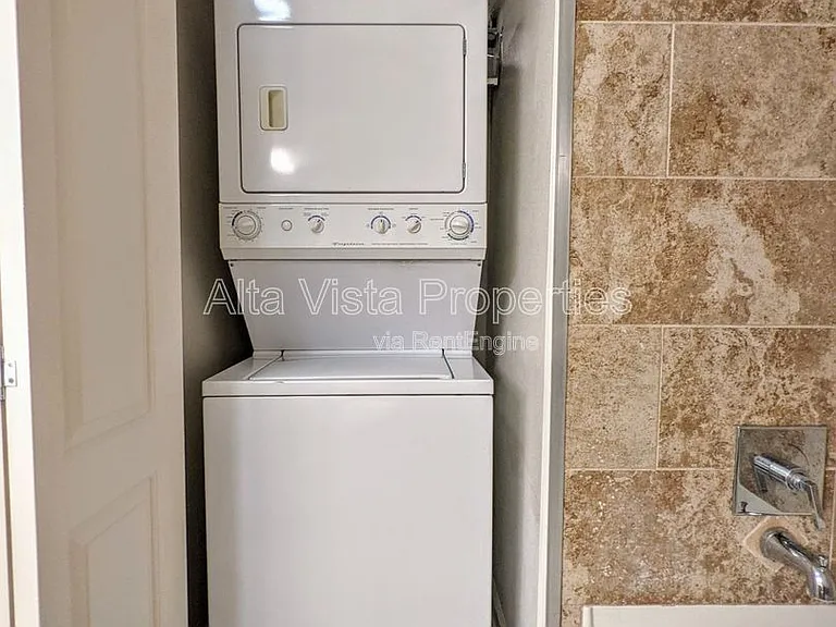 1435 India St #316 — Photo 11