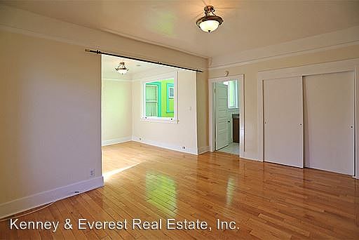 2nd image of 1300 La Playa St APT 3