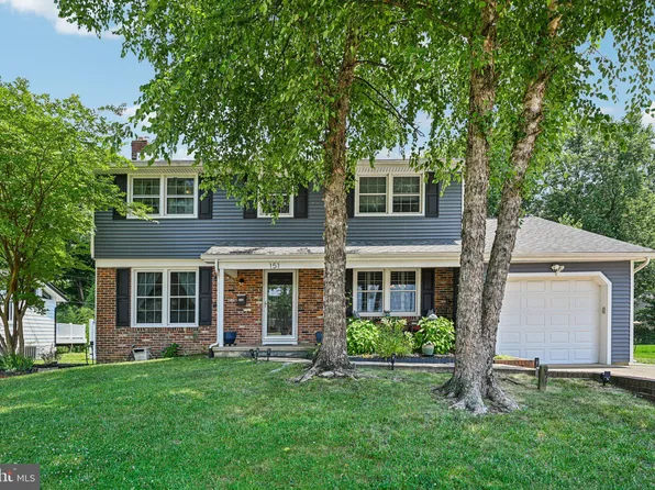 151 Ramblewood Pkwy, Mount Laurel, NJ 08054