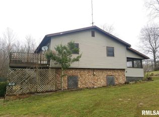 9112 Stotlar Rd, Herrin, IL 62948