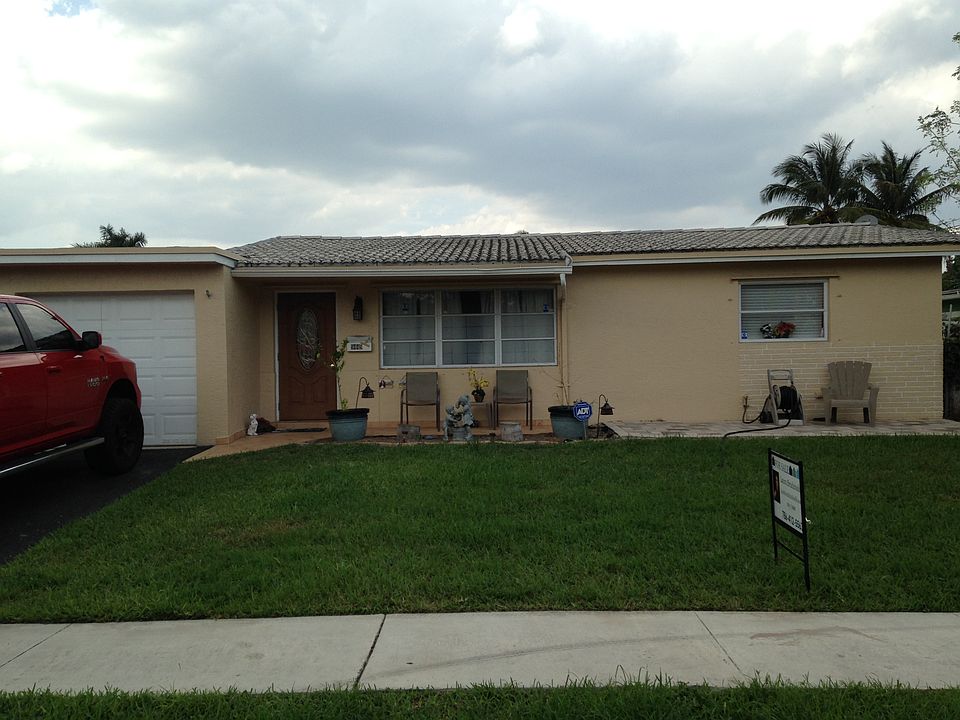 1st image of 9449 SW 51st St