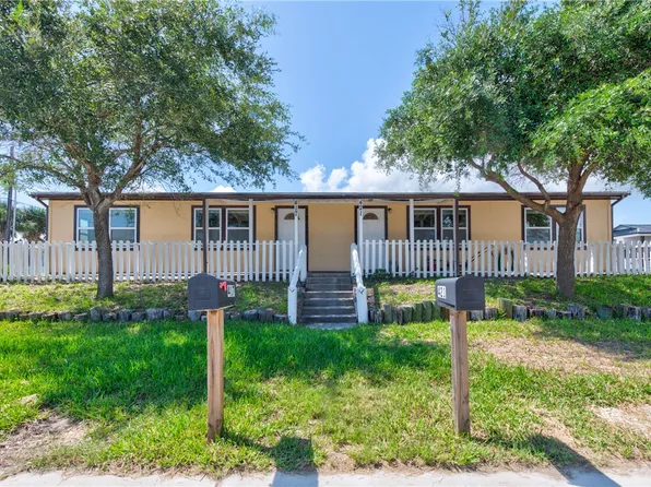 417/421 W Avenue C, Pt Aransas, TX 78373