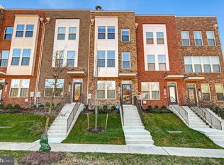 3445 Dean Dr #33, Hyattsville, MD 20782