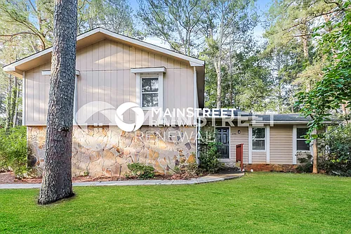 6744 Creekmoor Ln Photo 1