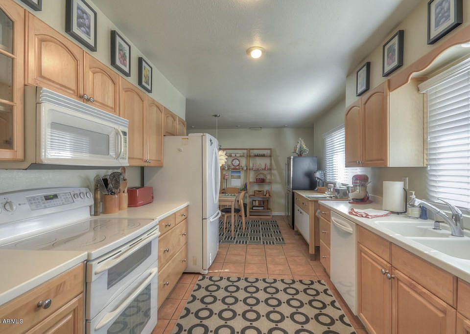 1st image of 5024 E Mulberry Dr