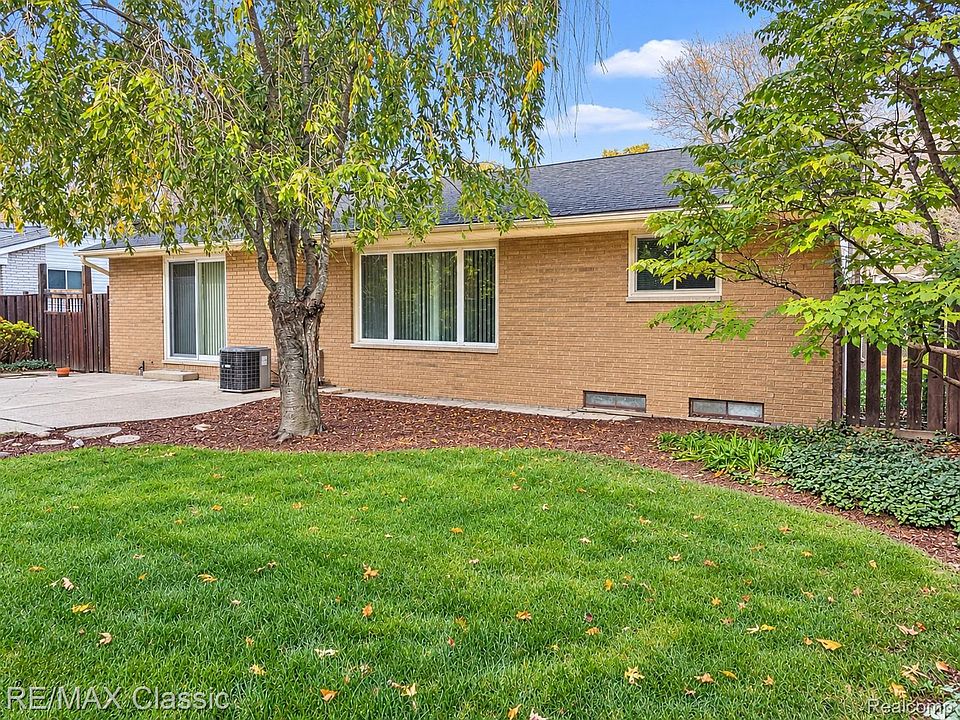 30250 Pleasant Trl, photo 29