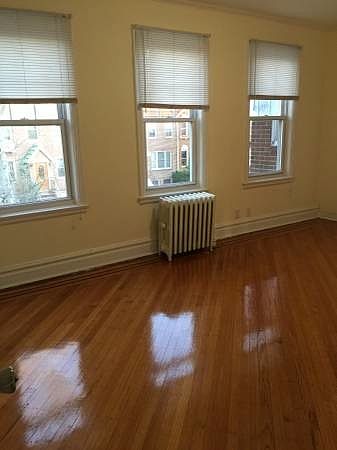 1st image of 1942 E 29th St