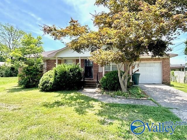 1st image of 1709 Morningside Dr NW