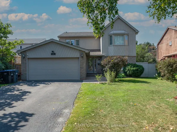 44 Madelaine Cres, Brampton, ON L6S 2Y9