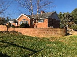 85 Heston Farm Ln, Waynesboro, VA 22980