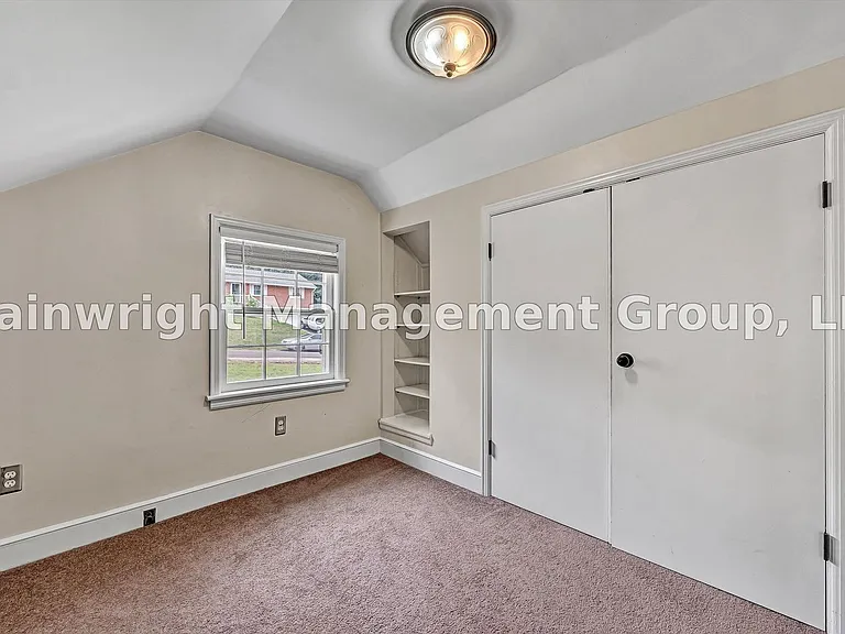 4374 Sheldon Dr — Photo 13