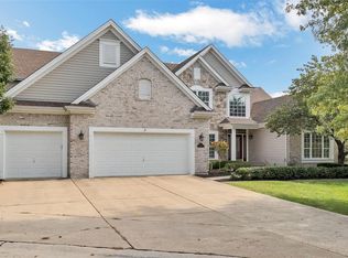312 Palomino Hill Ct, Chesterfield, MO 63005