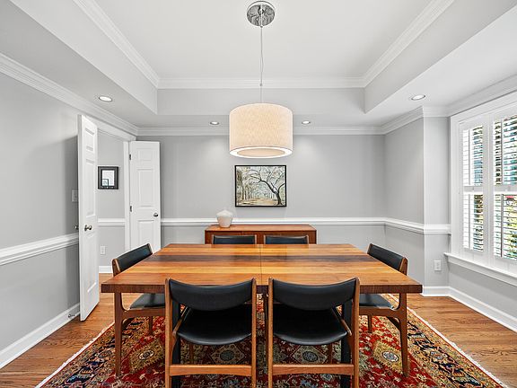 5th image of 106 Buckden Pl