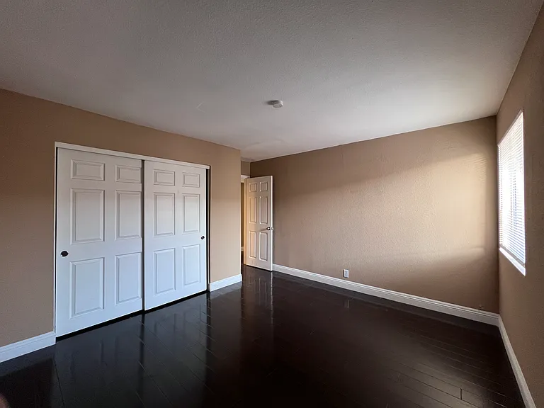 5281 River Glen Dr — Photo 11
