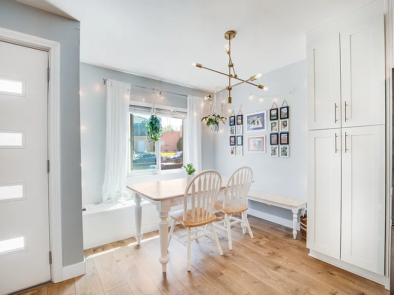 530 Kirtright St — Photo 10