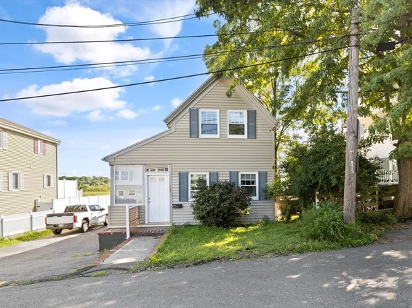 100 Crystal Ave, Revere, MA 02151