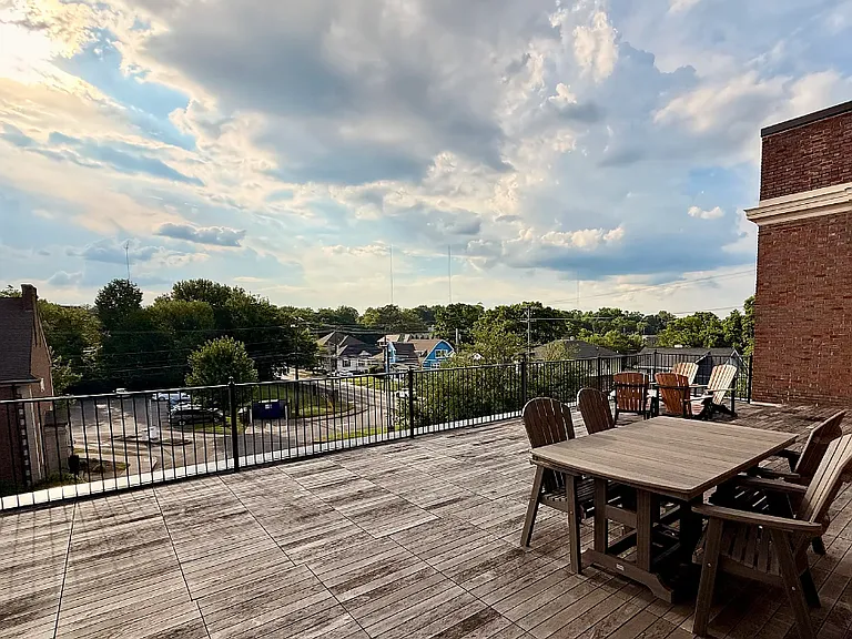 130 E Glenwood Ave #120 — Photo 10