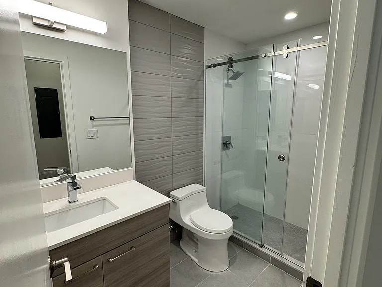 1077 Commonwealth Ave #213A — Photo 5