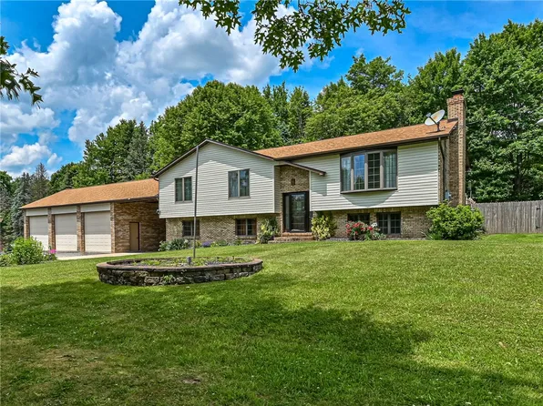 175 Dance Hall Rd, Apollo, PA 15613