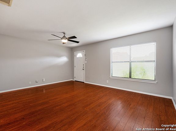 5th image of 7307 Corian Park Dr