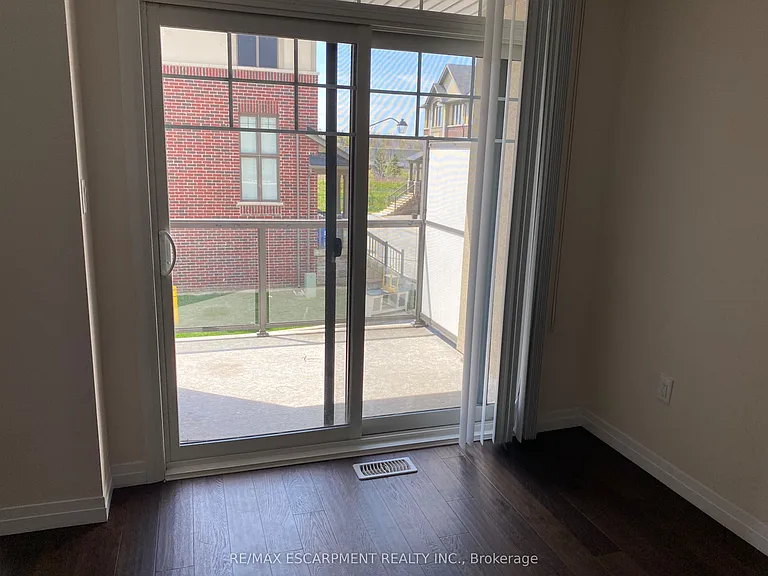 4 Workman Ln — Photo 2