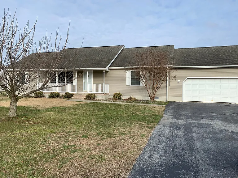 27163 Indian Meadows Cir — Photo 1