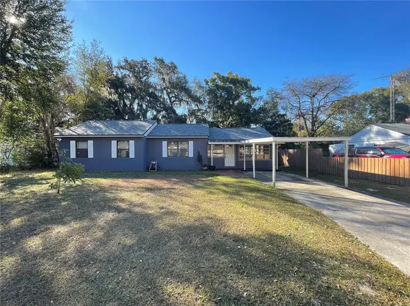 706 Mission Dr, Wildwood, FL 34785