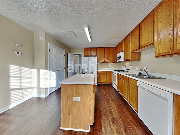 3rd image of 2112 Haig Point Way