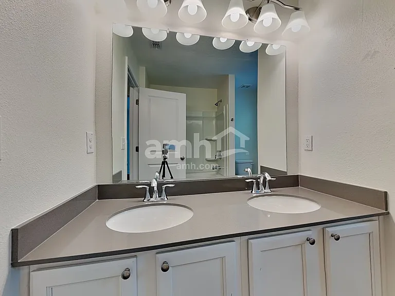 22486 Bellini Cir — Photo 25