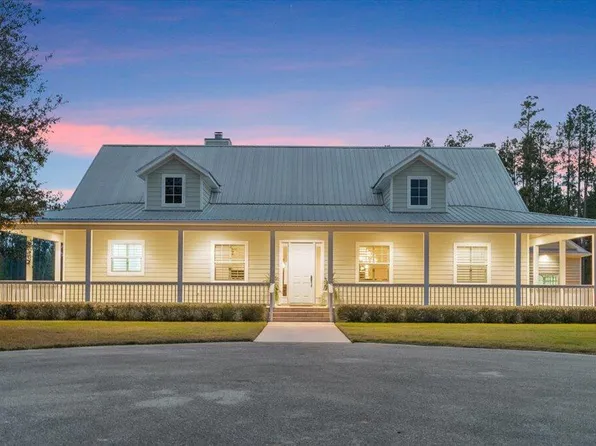 110 Creekside Dr, Bunnell, FL 32110