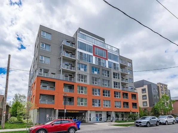 321 Spruce St #315, Waterloo, ON N2L 0G4