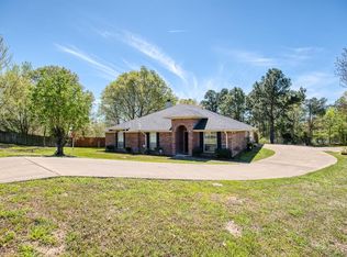 802 Brownwood Cir, Lindale, TX 75771