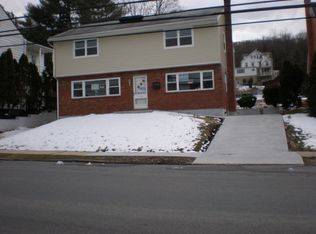 2175 W Norwegian St, Pottsville, PA 17901