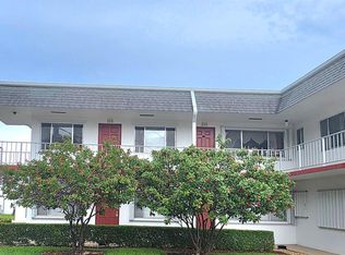 3200 Lake Osborne Dr APT 212, Lake Worth, FL 33461