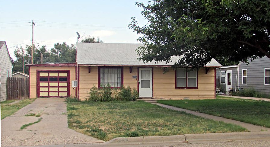 1st image of 212 Pine Ave