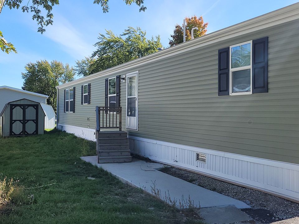 1st image of 1585 Ray Blvd #150