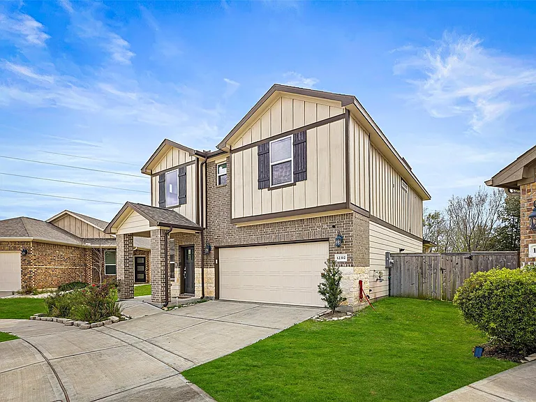 12312 Swae Lee St — Photo 2