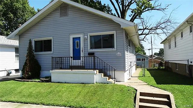 4650 Steffens Ave photo 1