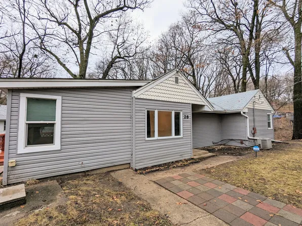 28 Glen Ave, Fox Lake, IL 60020